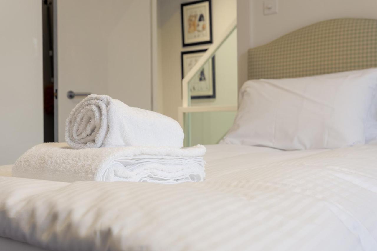 2 Bedroom Apartment Hammersmith Grove Sleeps 4 Londen Buitenkant foto