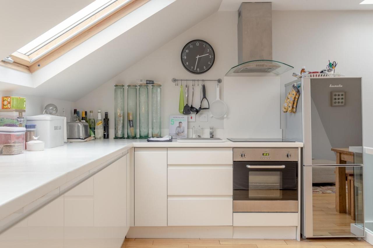 2 Bedroom Apartment Hammersmith Grove Sleeps 4 Londen Buitenkant foto